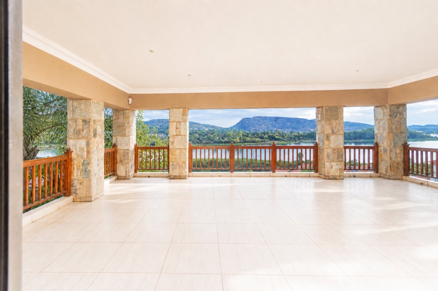 3 Bedroom Property for Sale in Birdwood Estate North West